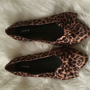 Super Cute Torrid Leopard Print Flats sz 12w. Great condition